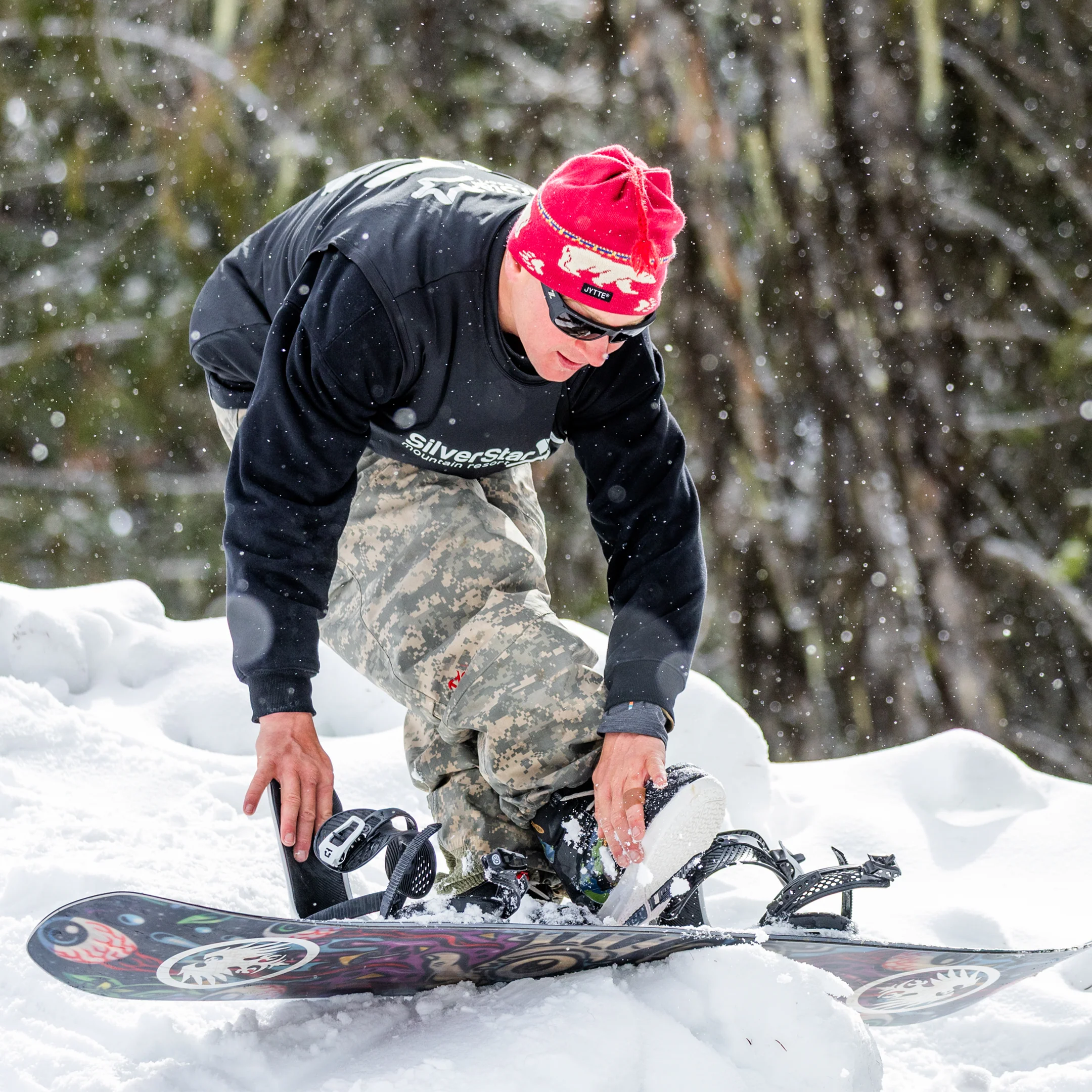 Men’s 2026 Llama Snowboard - Image 4