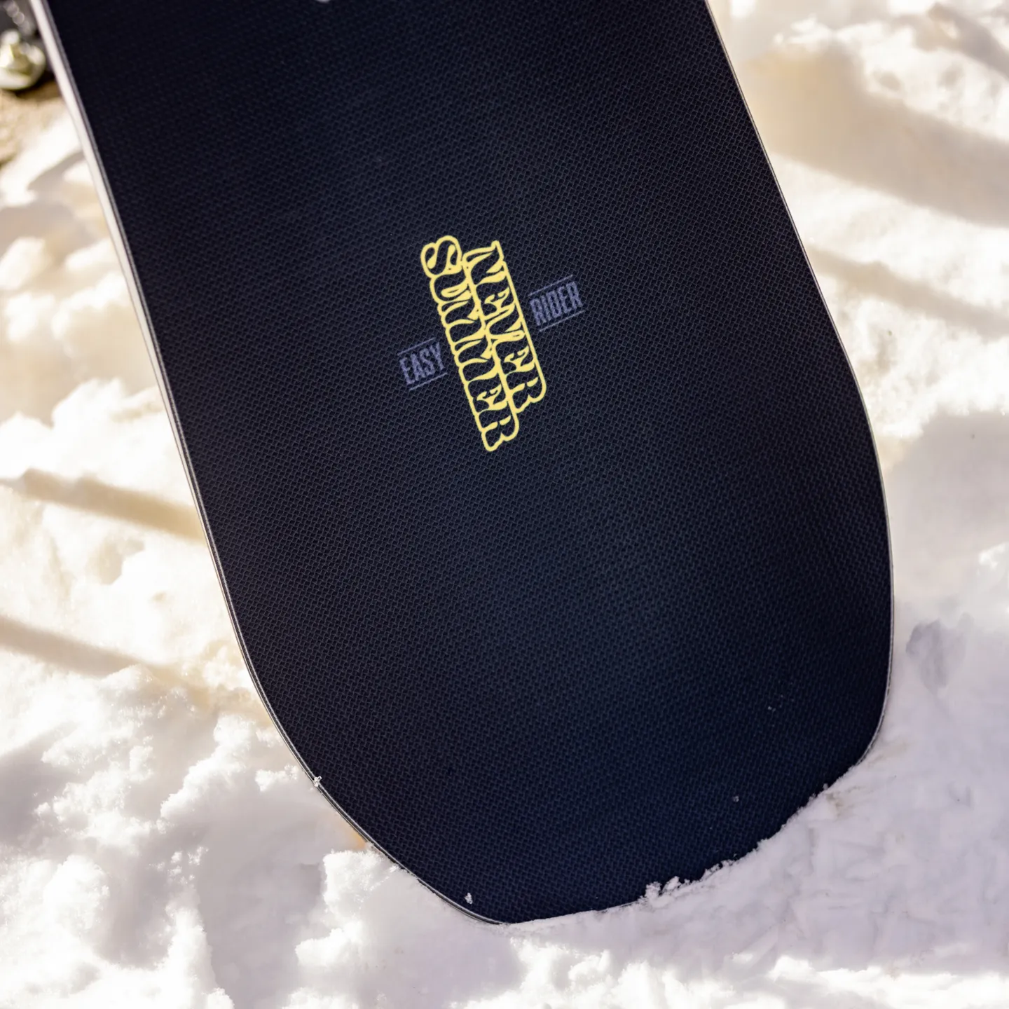 Men’s Small Batch Triple Camber Hybrid Hornet Snowboard - Image 4