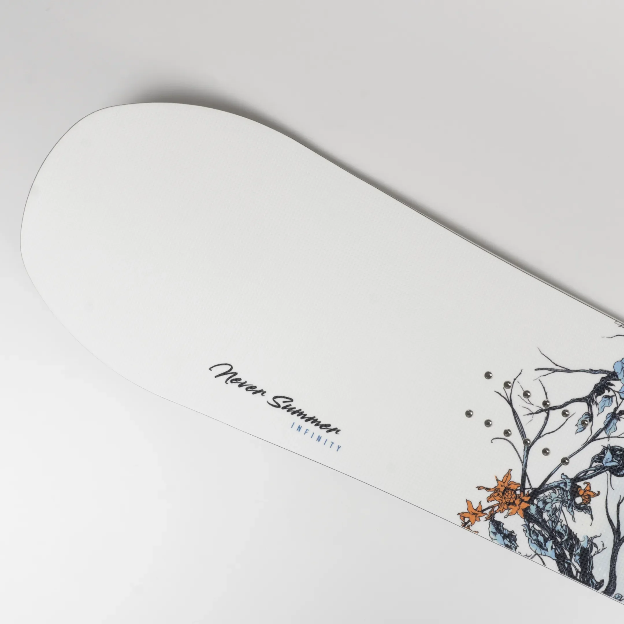 Women’s 2026 Infinity Snowboard - Image 4